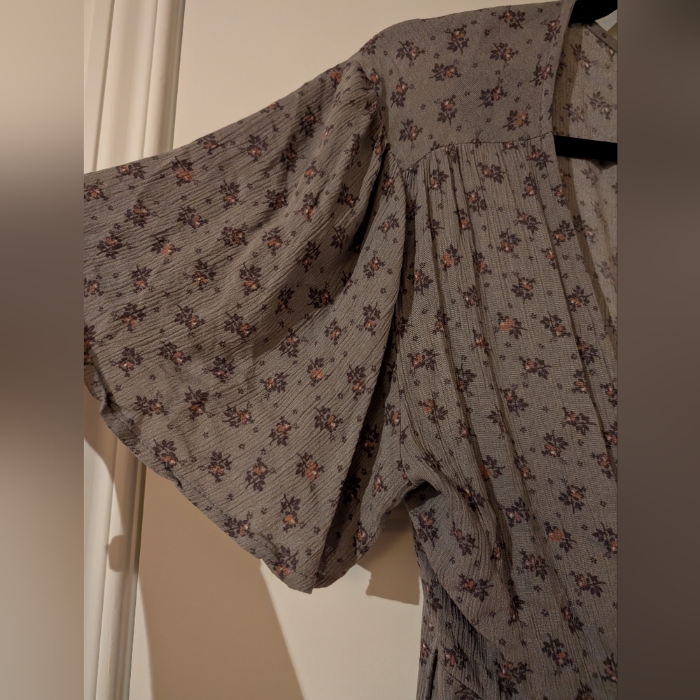 Short sundress wraparound - Picture 2 of 4
